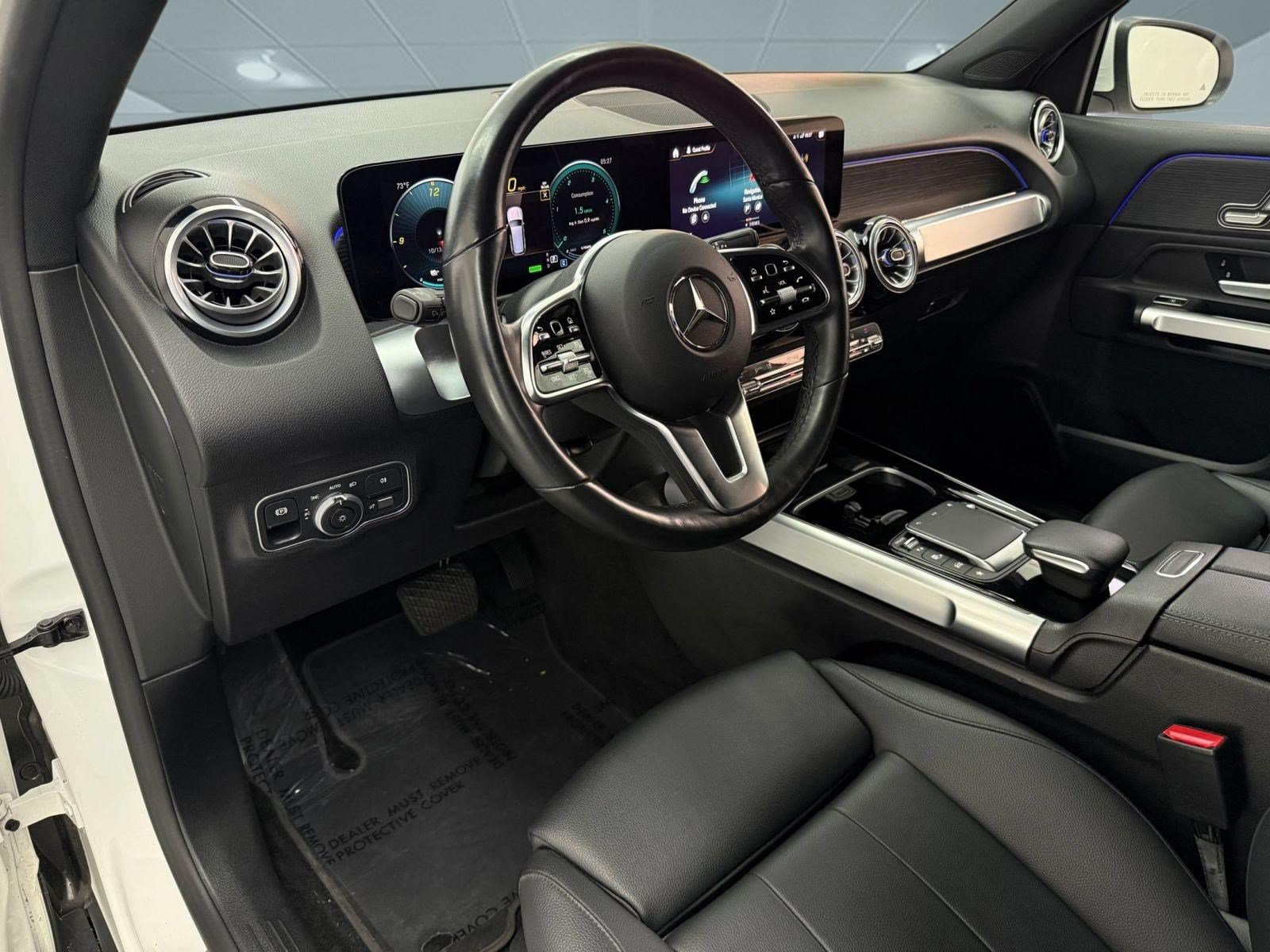 Used 2023 Mercedes-Benz EQB 300 4MATIC image 4