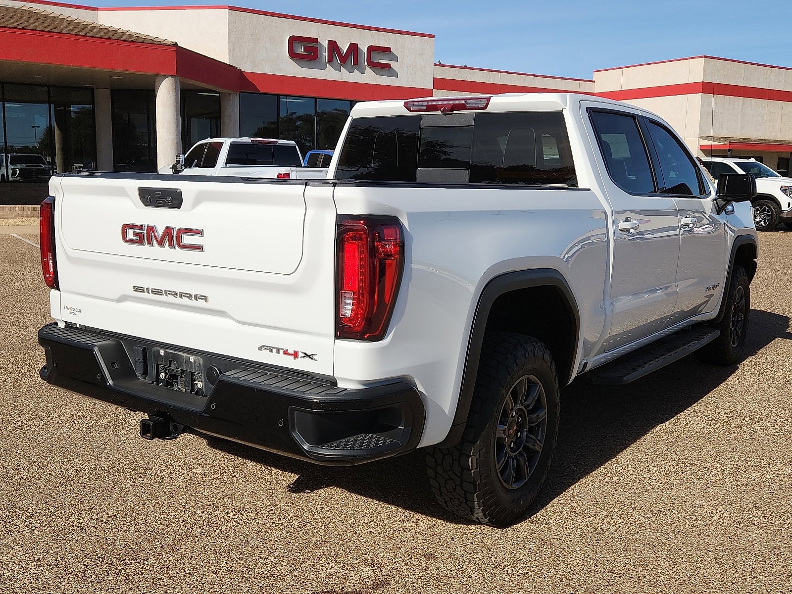 Used 2024 GMC Sierra 1500 AT4X image 4
