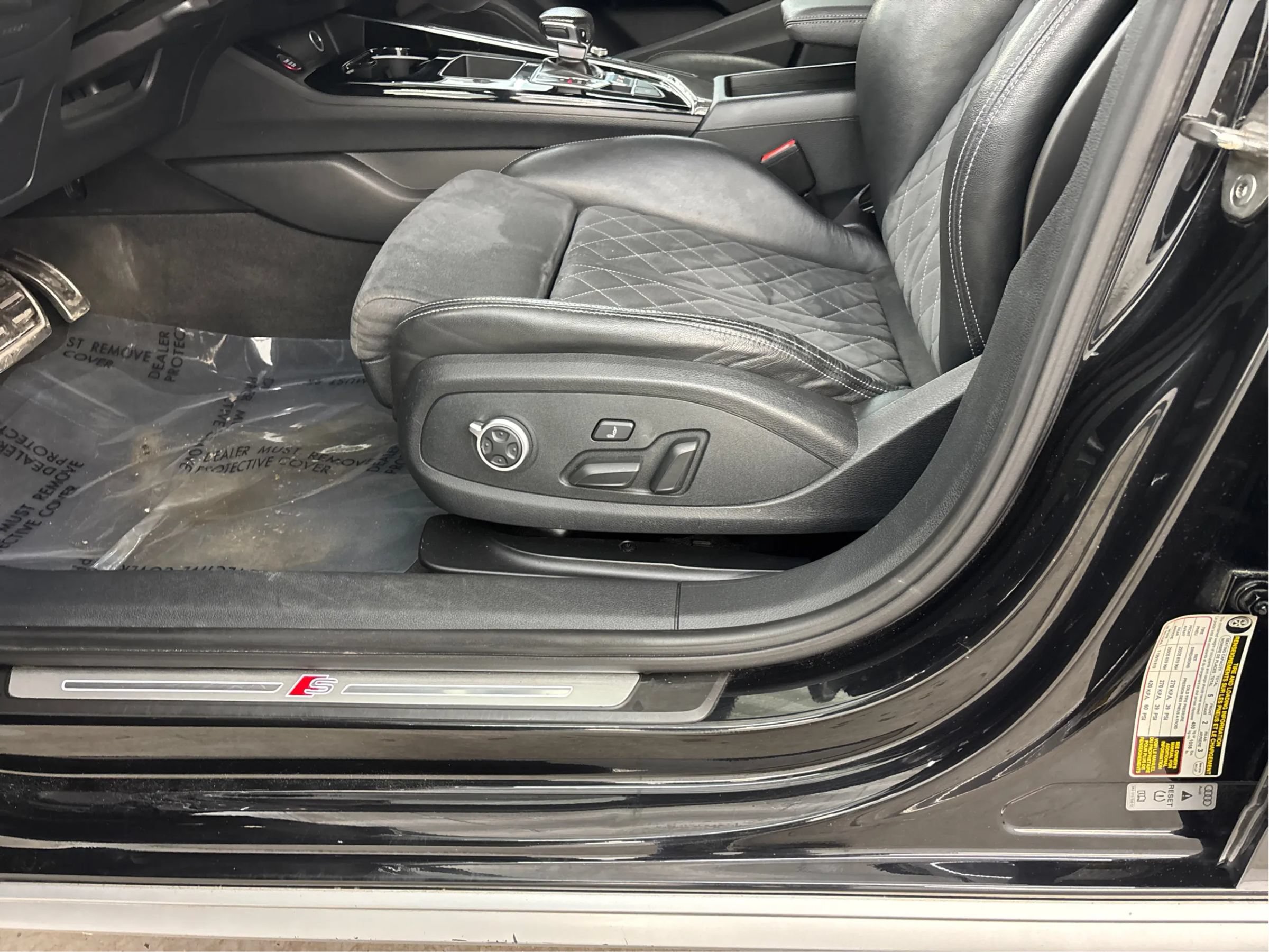 Used 2023 Audi S4 Premium w/ Convenience Package AWD/4WD image 24