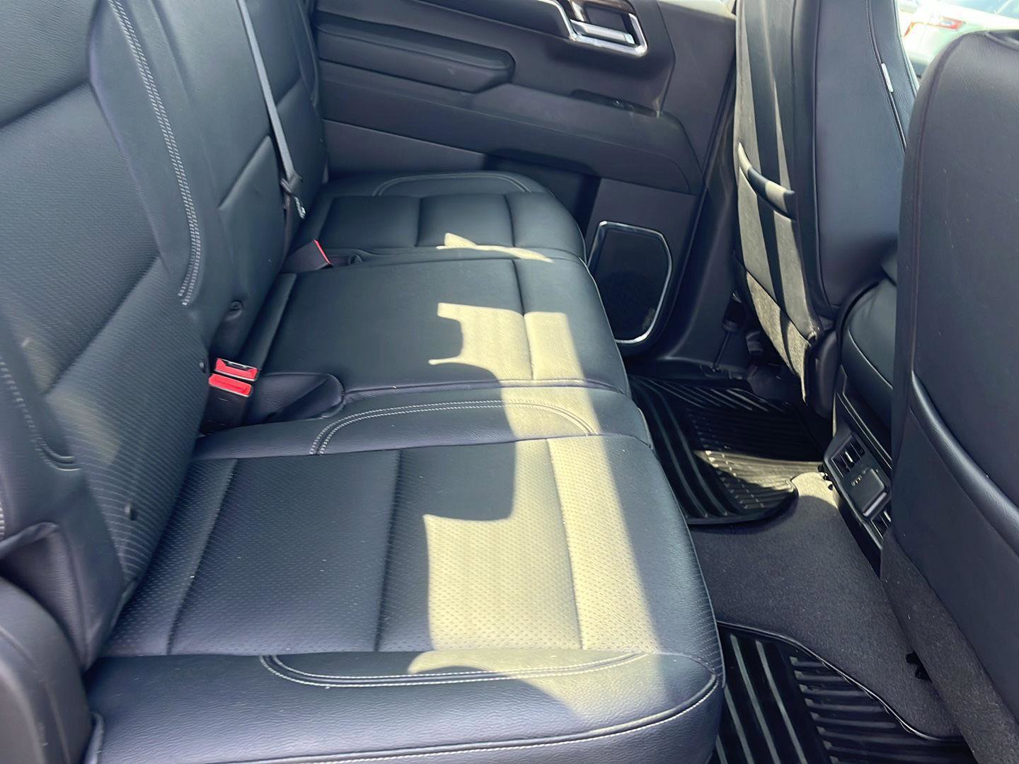 Used 2024 Chevrolet Silverado 1500 LT AWD/4WD image 26