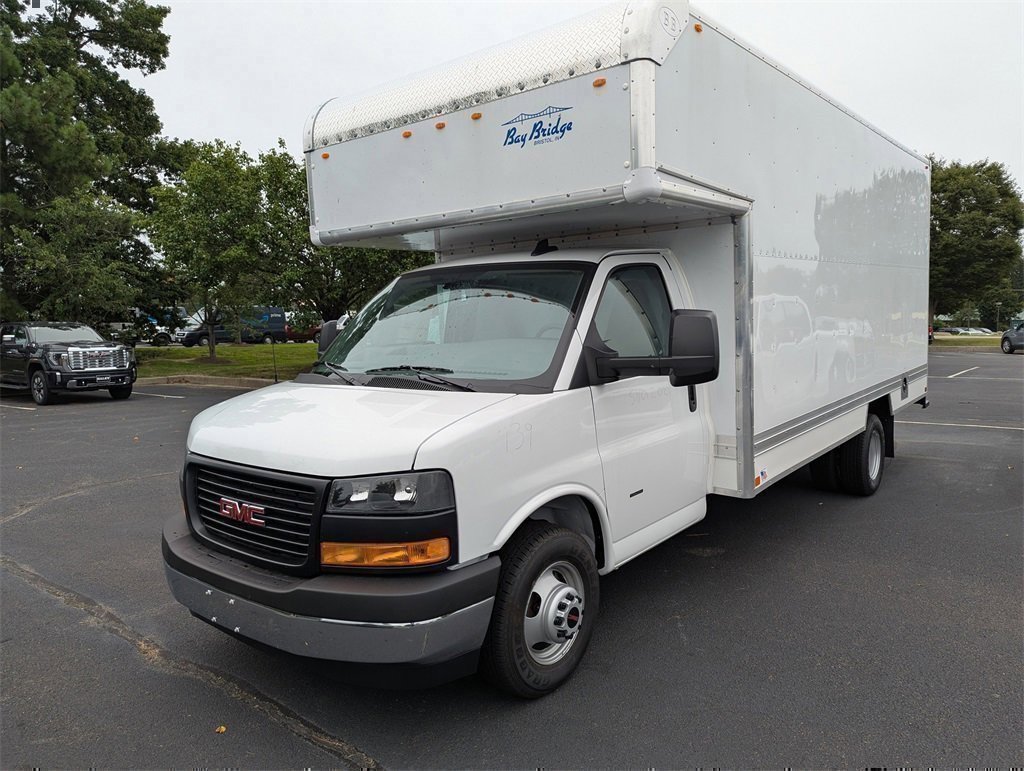New 2025 GMC Savana 3500 Extended w/ Power Convenience Package image 4