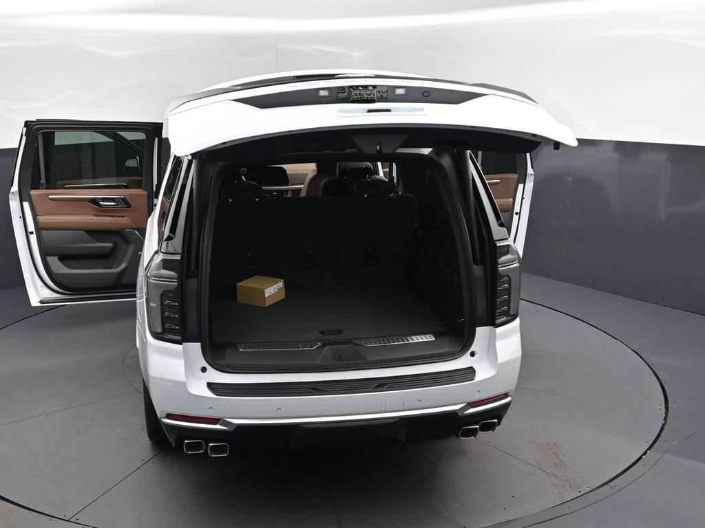 New 2026 Chevrolet Suburban High Country AWD/4WD image 49