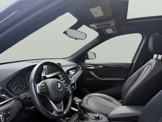Used 2017 BMW X1 xDrive28i AWD/4WD image 12