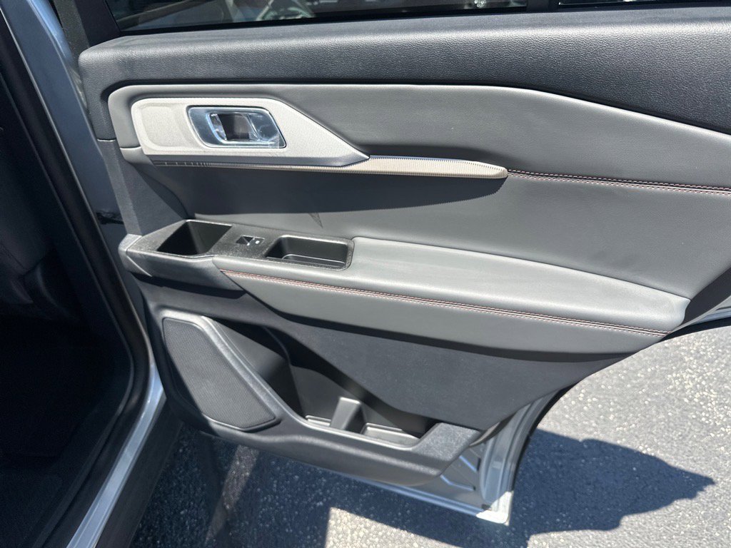 New 2025 Ford Explorer Active w/ Active Comfort Package image 42
