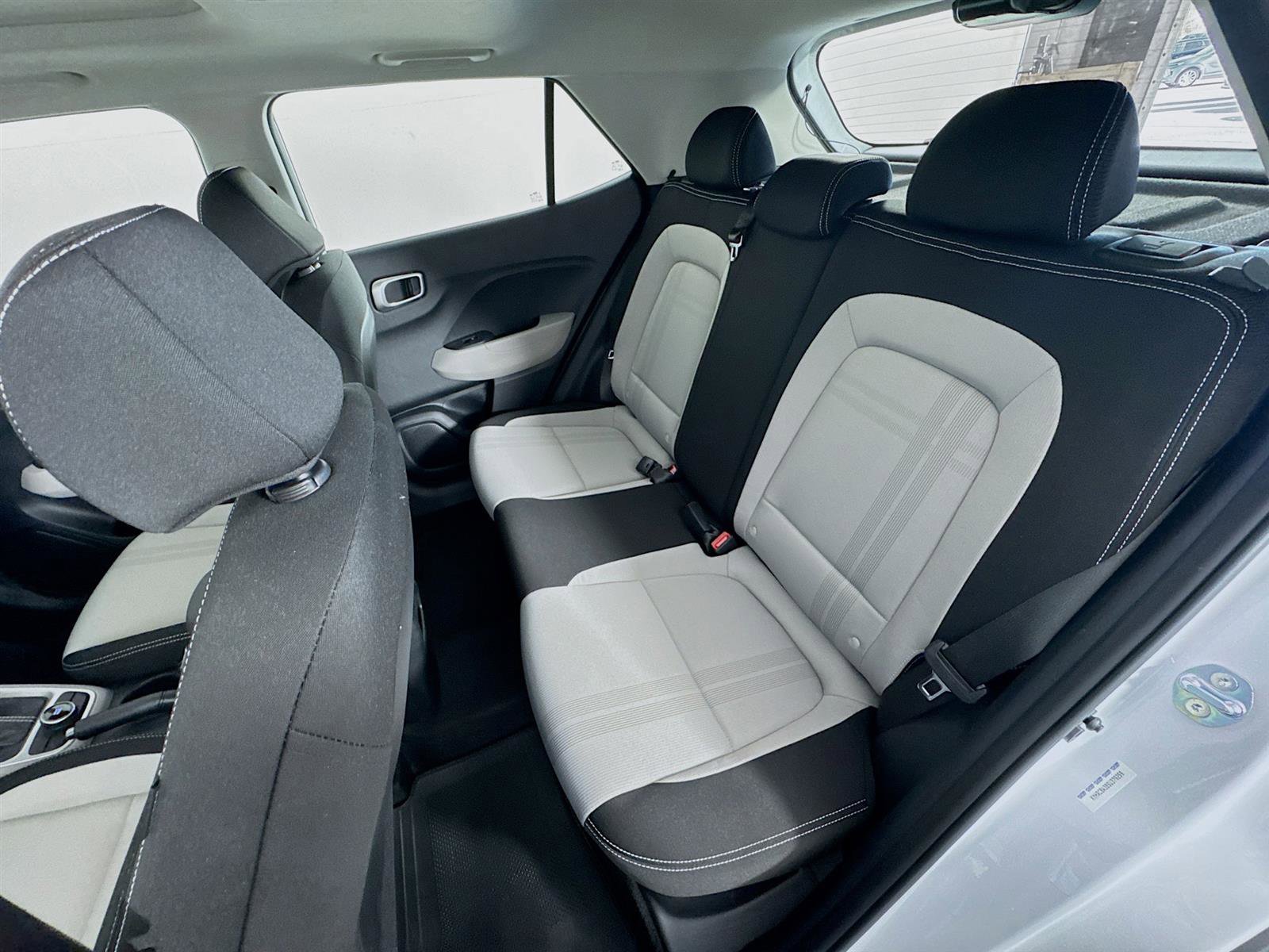 New 2025 Hyundai Venue SEL image 21