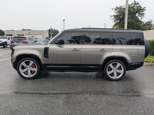Used 2023 Land Rover Defender 130 X AWD/4WD image 5