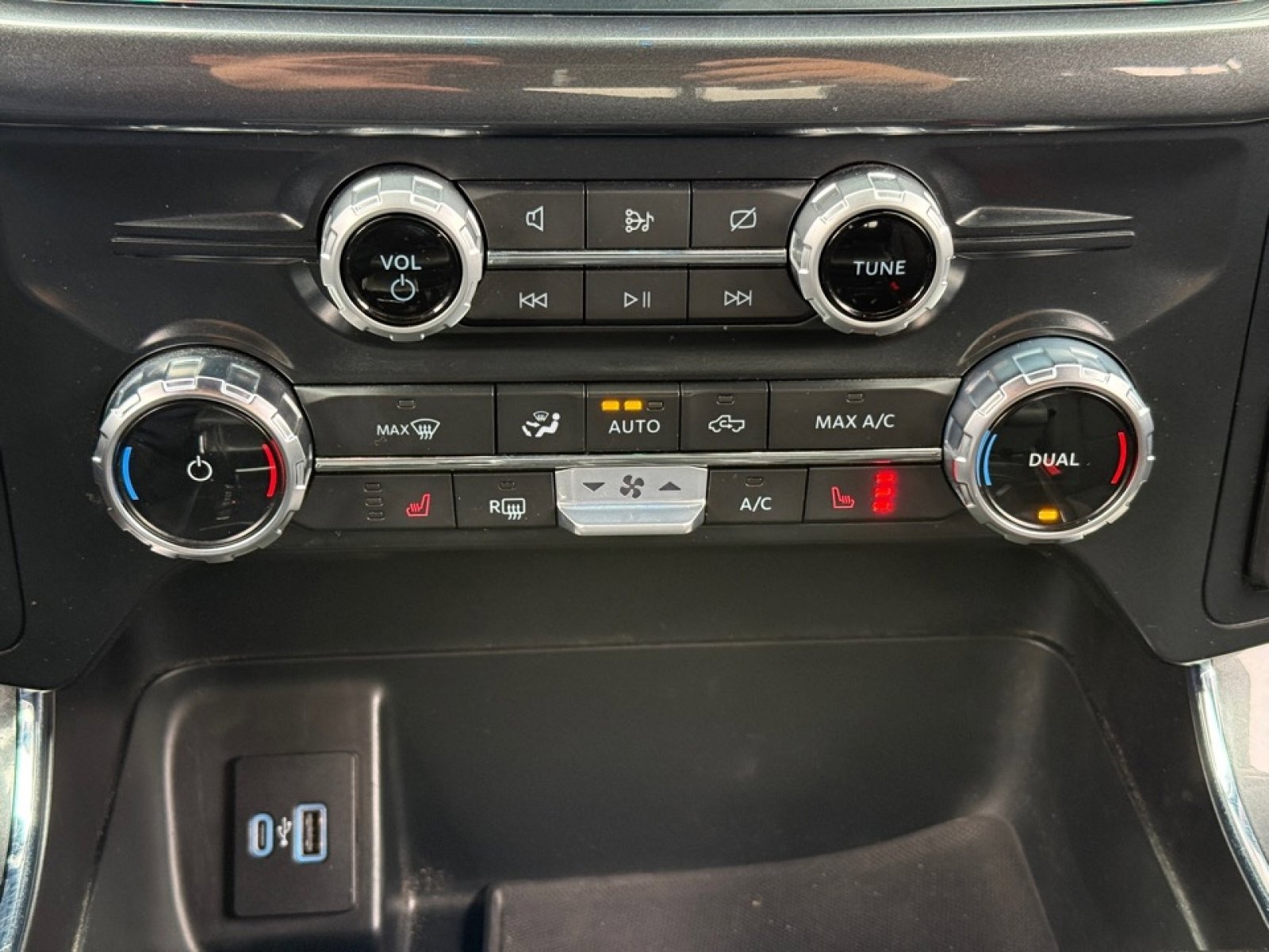 Used 2022 Ford F150 XLT w/ Equipment Group 302A High image 29