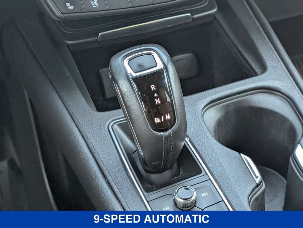 Used 2019 Cadillac XT4 Premium Luxury AWD/4WD image 30