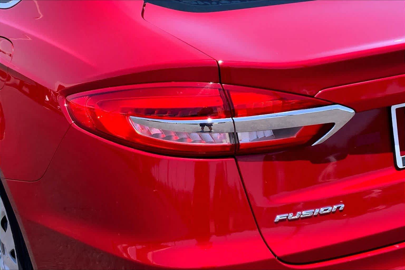 Used 2020 Ford Fusion S FWD image 29