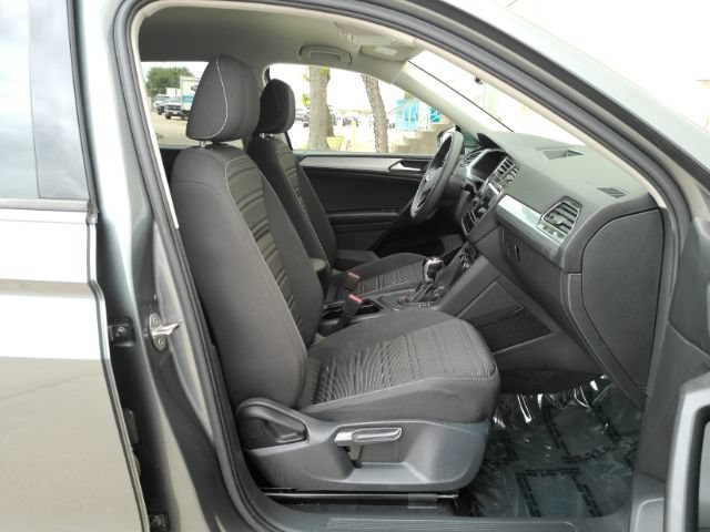 Used 2022 Volkswagen Tiguan S FWD image 21