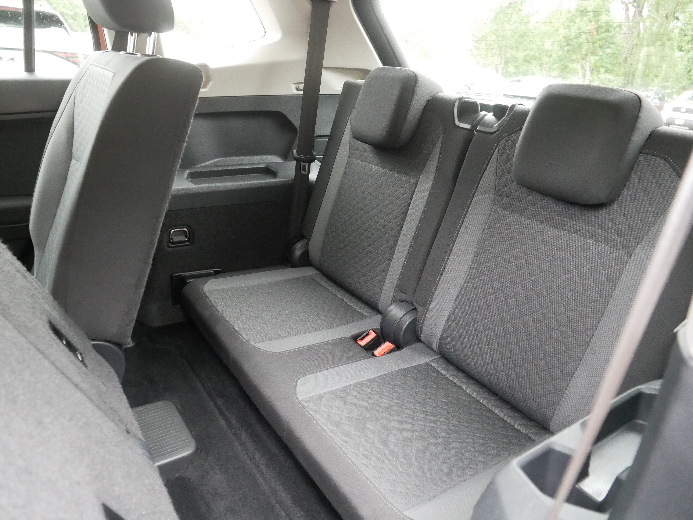 Used 2019 Volkswagen Tiguan S AWD/4WD image 36