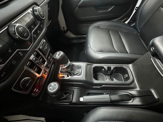 Used 2024 Jeep Wrangler Unlimited Rubicon 4xe image 29