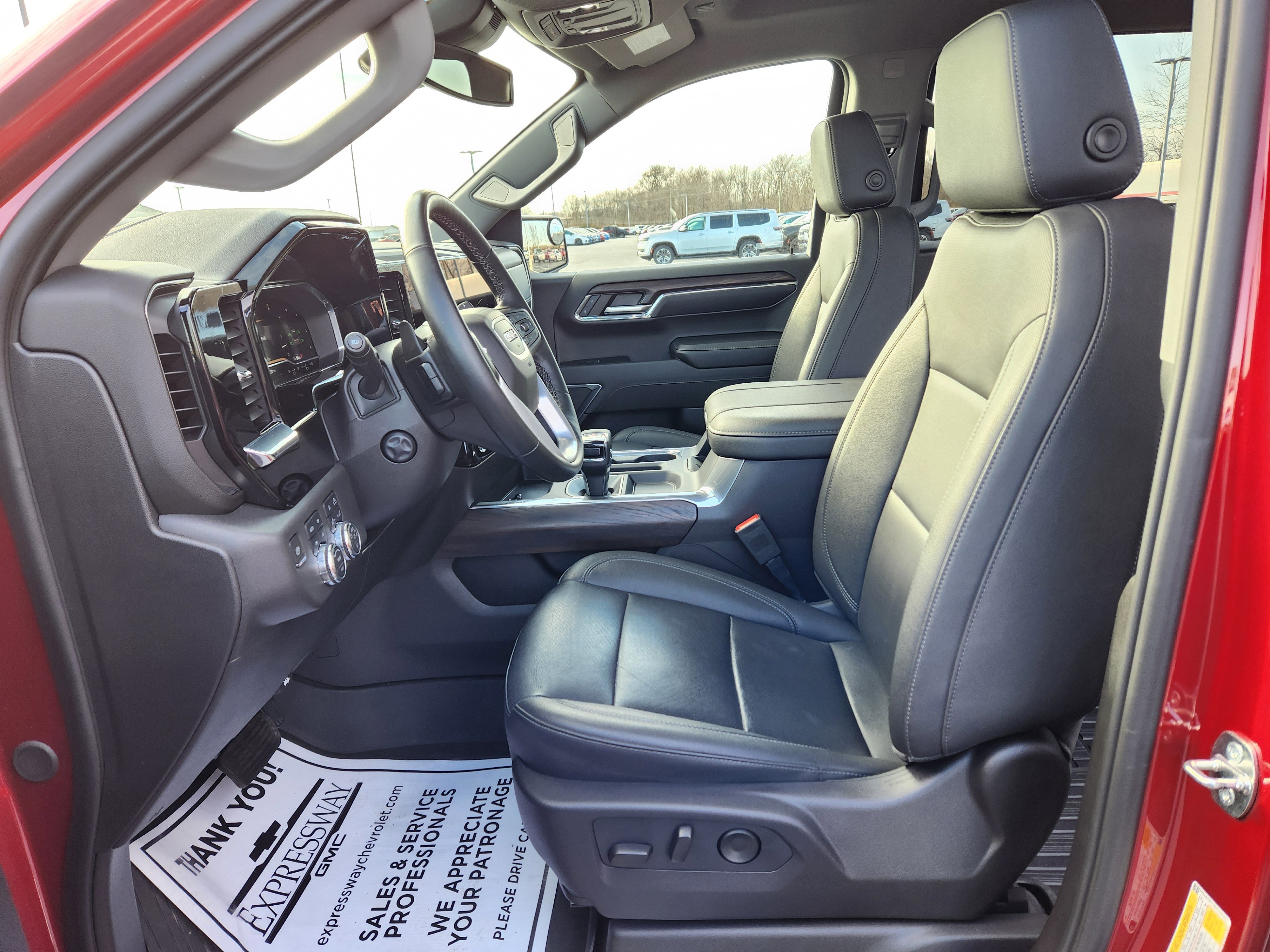 Used 2024 GMC Sierra 1500 SLT w/ SLT Premium Package image 12