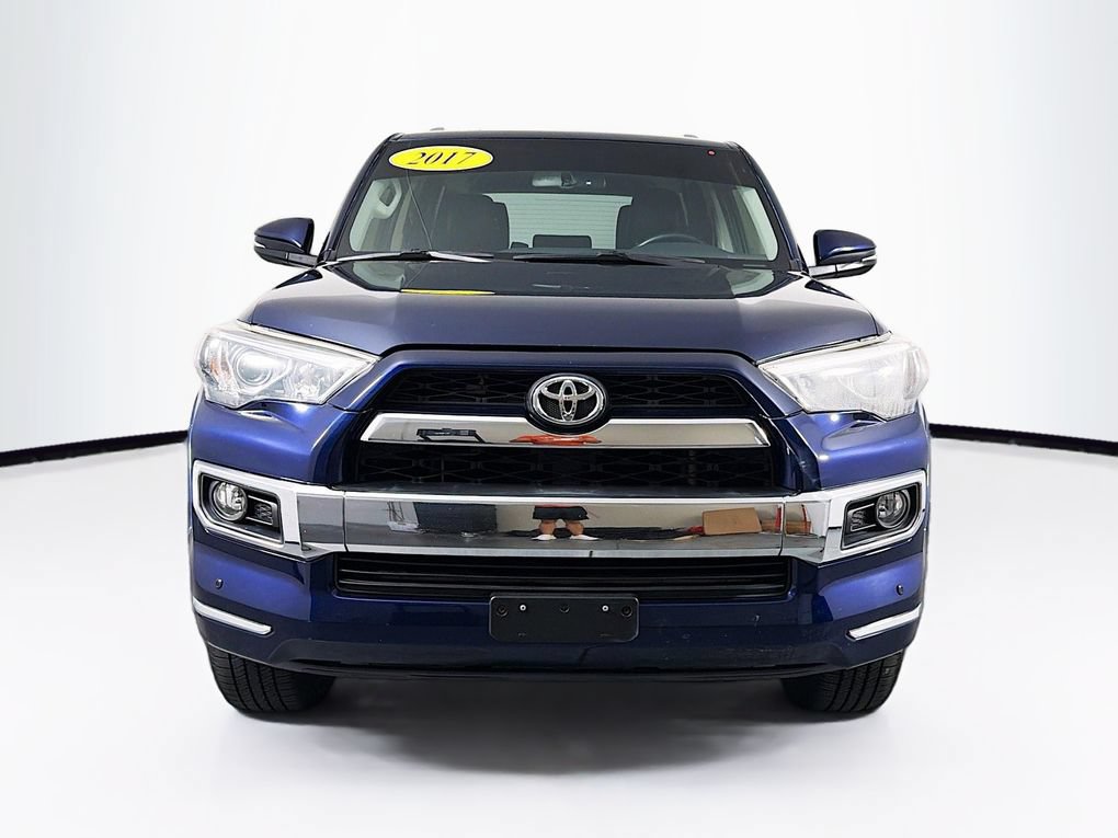 Used 2017 Toyota 4Runner Limited AWD/4WD image 2