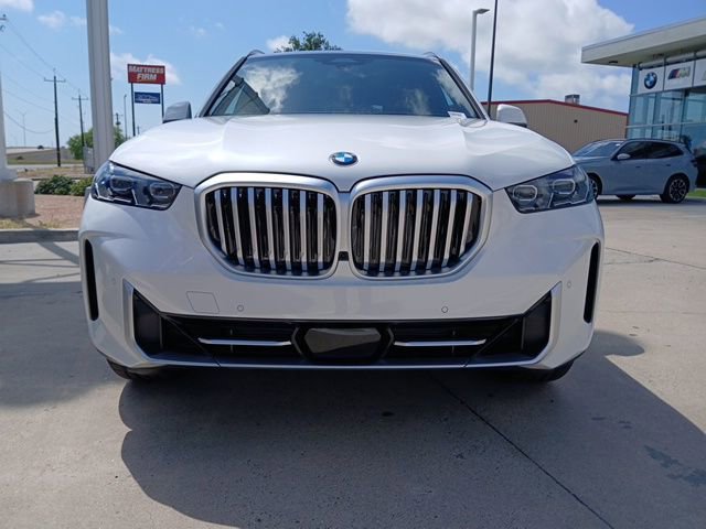 New 2026 BMW X5 sDrive40i RWD image 2