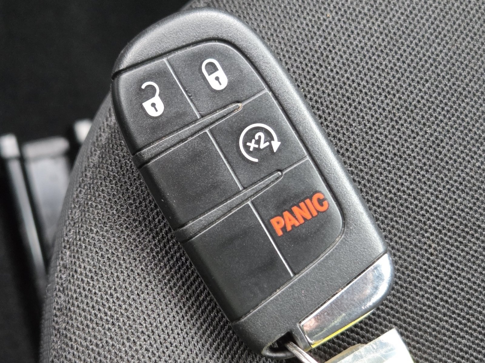 Used 2022 Jeep Renegade Altitude w/ Convenience Group AWD/4WD image 34