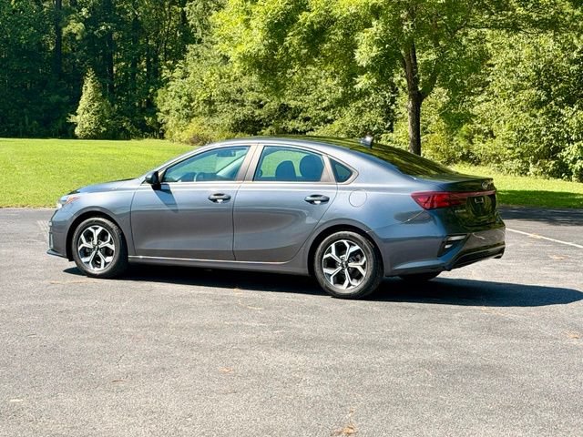 Used 2021 Kia Forte LXS FWD image 4