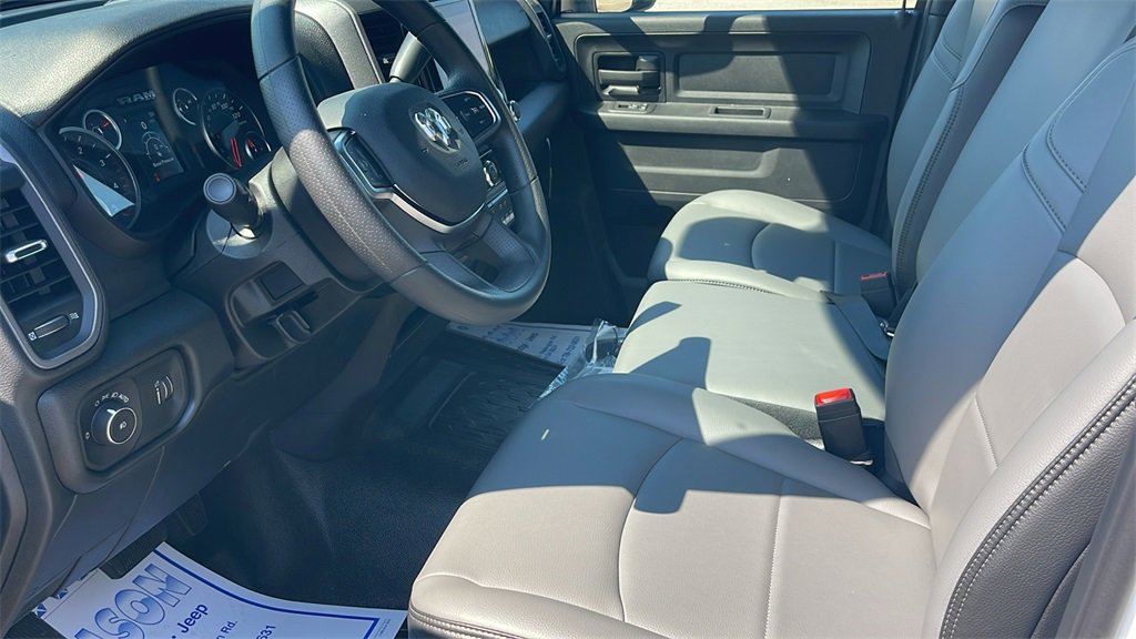 New 2026 RAM 3500 Tradesman image 25