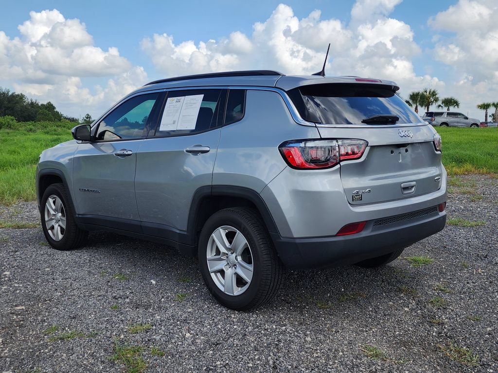 Used 2022 Jeep Compass Latitude w/ Convenience Group AWD/4WD image 7
