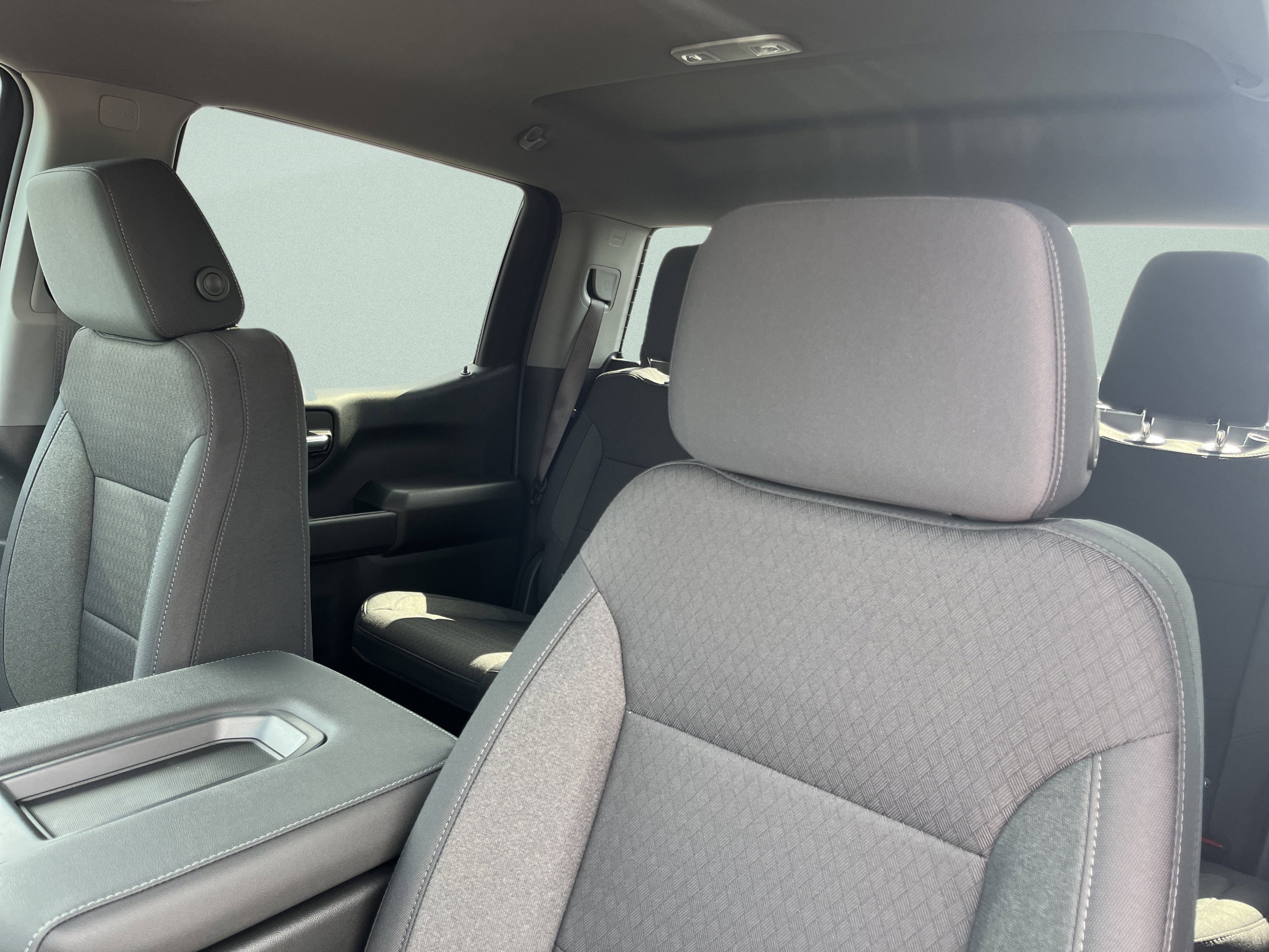 New 2026 Chevrolet Silverado 1500 Custom Trail Boss w/ Dark Appearance Package image 12