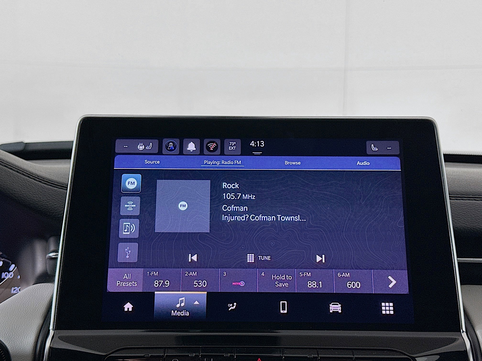 Used 2025 Jeep Compass Limited image 21