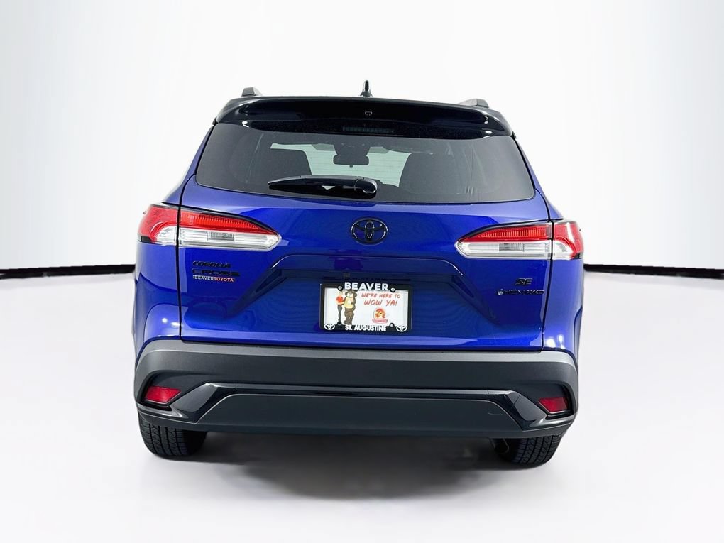 Used 2025 Toyota Corolla Cross AWD Hybrid w/ Moonroof Package image 8