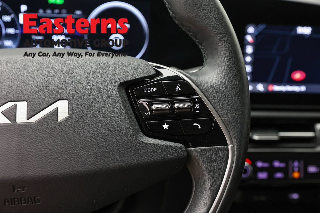 Used 2023 Kia Niro Wind w/ Wind Preserve Package FWD image 16