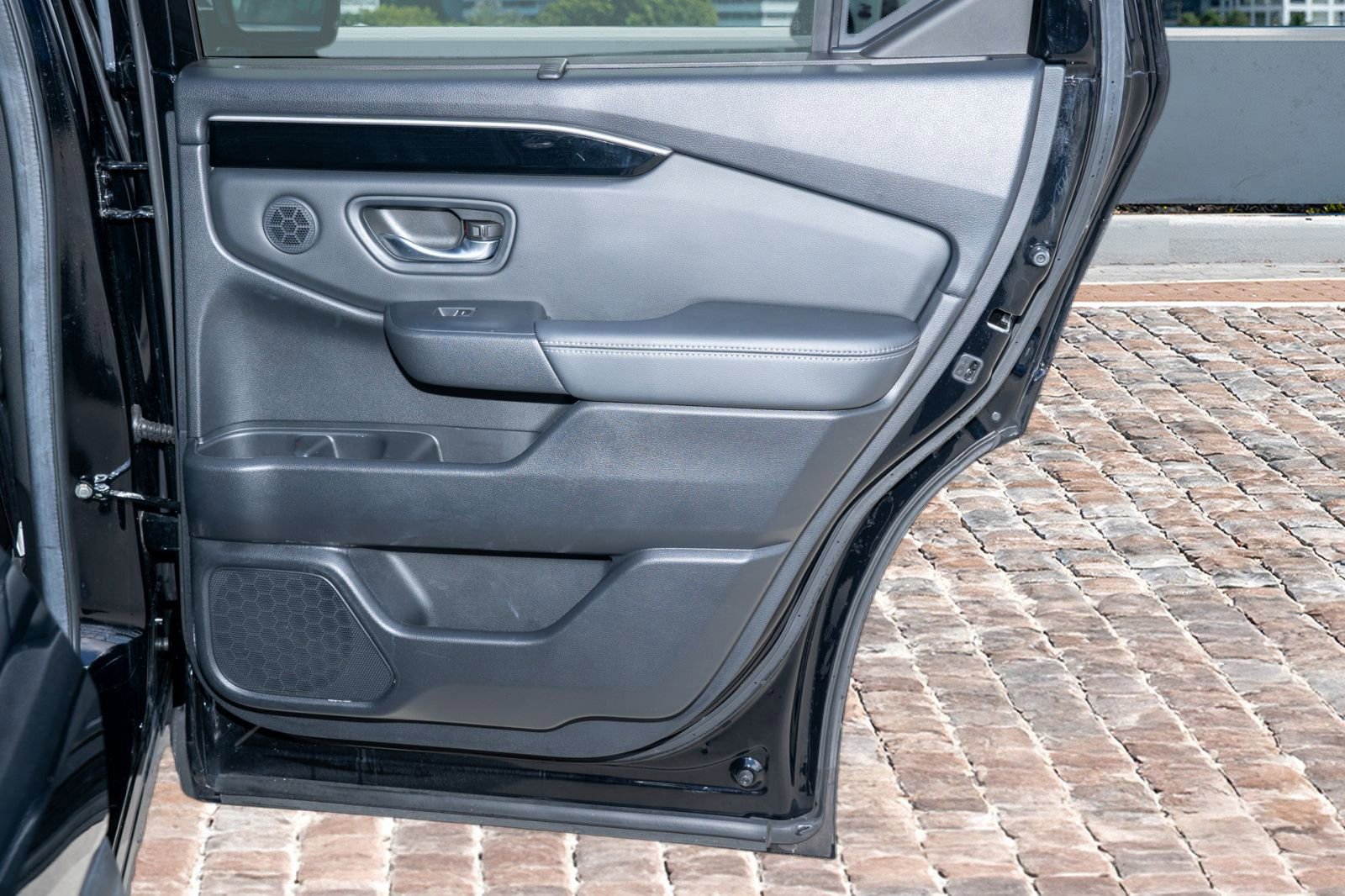 Certified 2024 Honda Pilot EX-L image 17