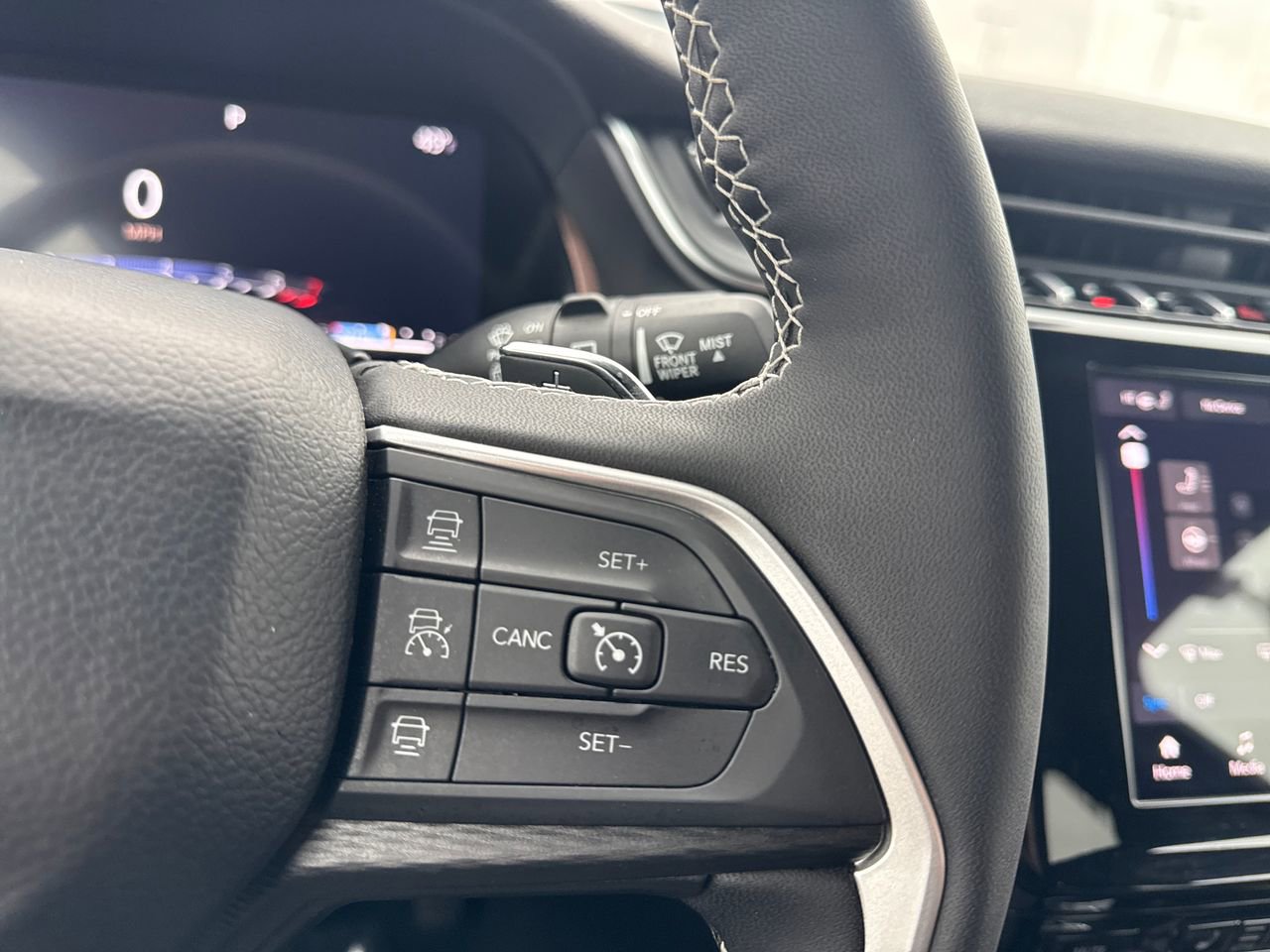 Used 2024 Jeep Grand Cherokee Altitude image 26