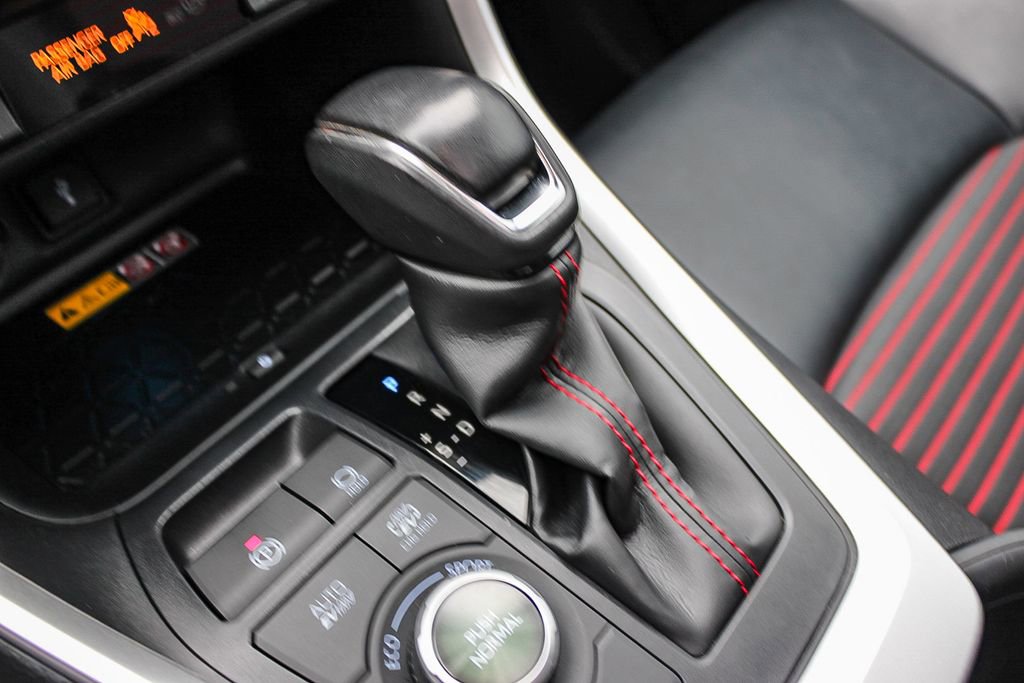 Used 2022 Toyota RAV4 XSE w/ Weather Package AWD/4WD image 19