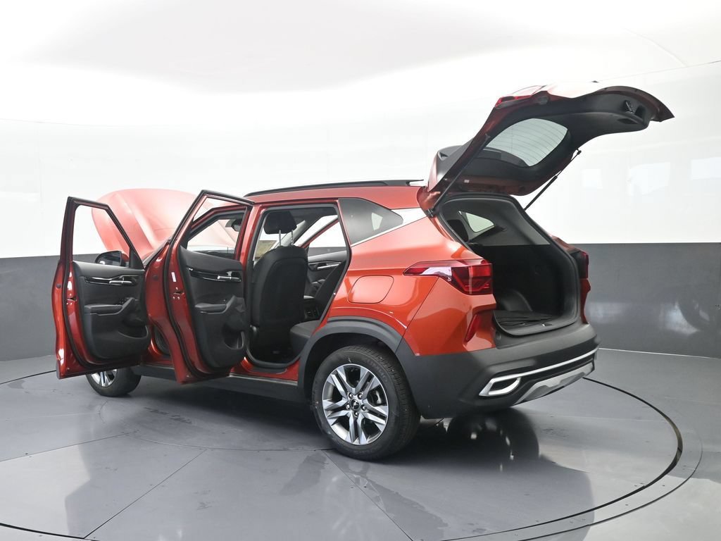 Used 2023 Kia Seltos S FWD image 70