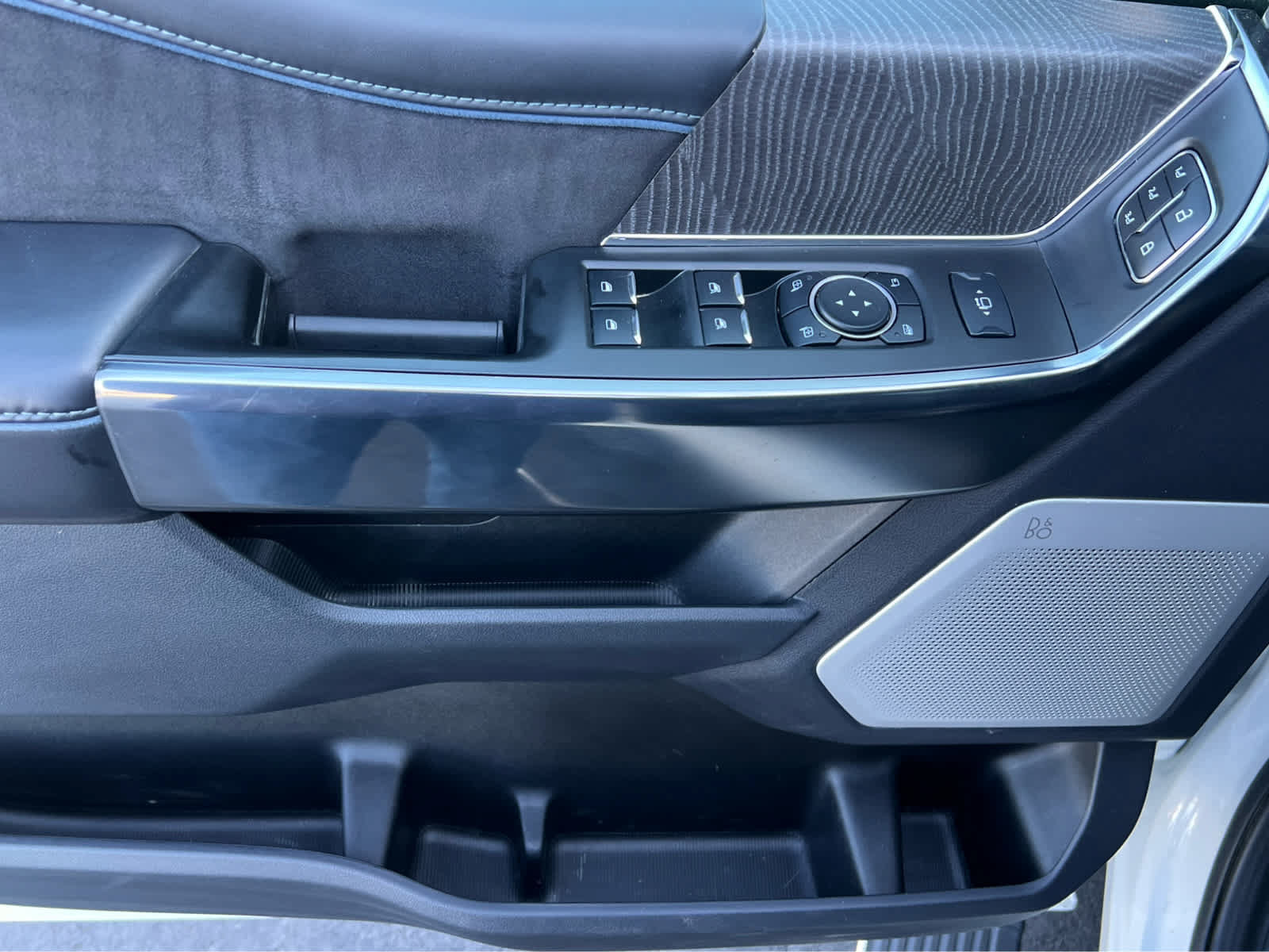Certified 2025 Ford F350 Platinum AWD/4WD image 29