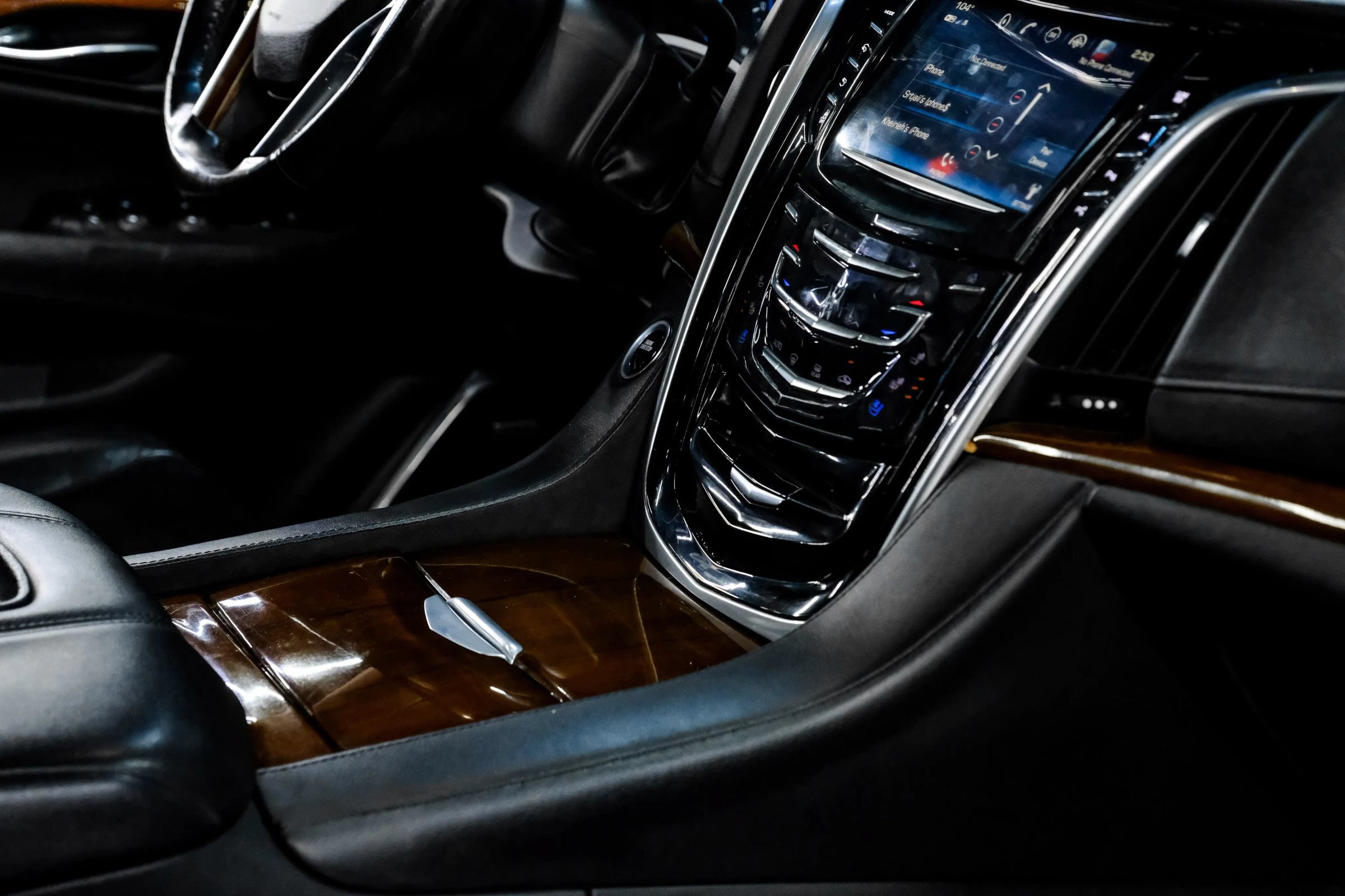 Used 2020 Cadillac Escalade ESV Luxury RWD image 27