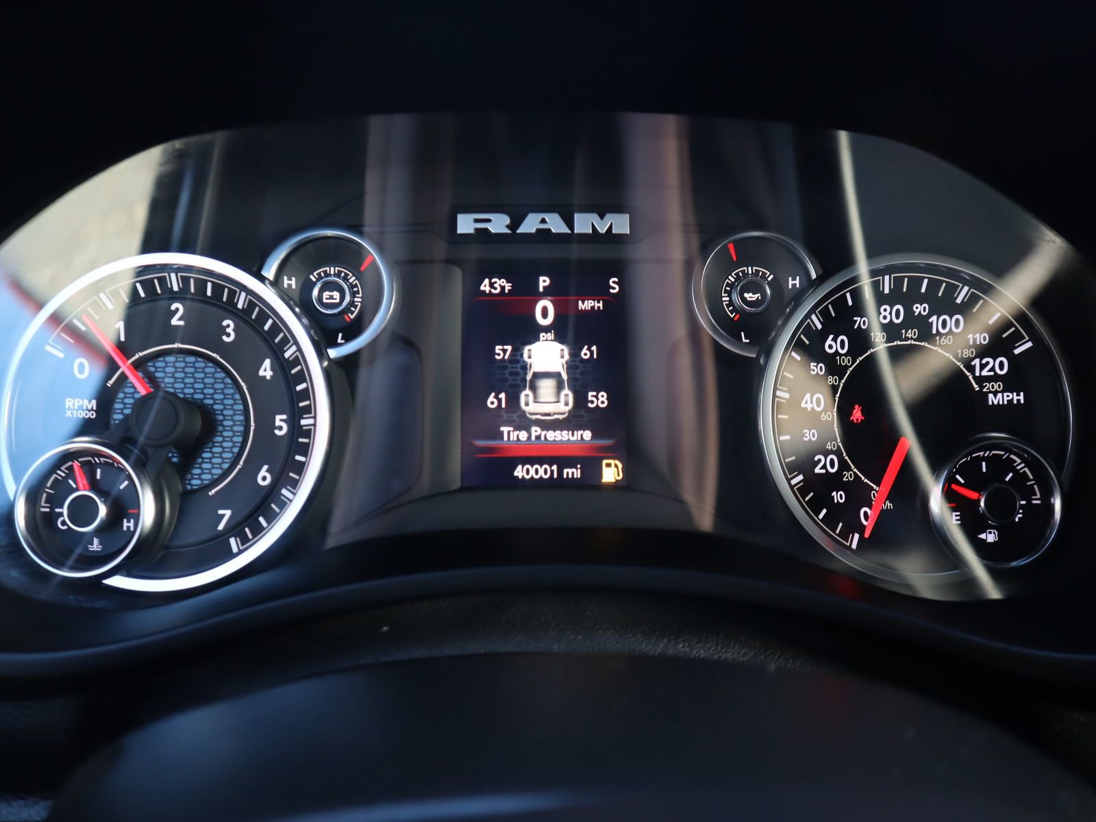 Used 2024 RAM 2500 Big Horn image 39