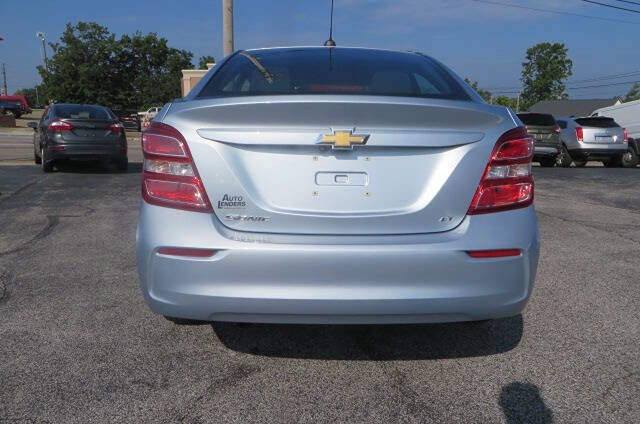 Used 2017 Chevrolet Sonic LT w/ Convenience Package image 7
