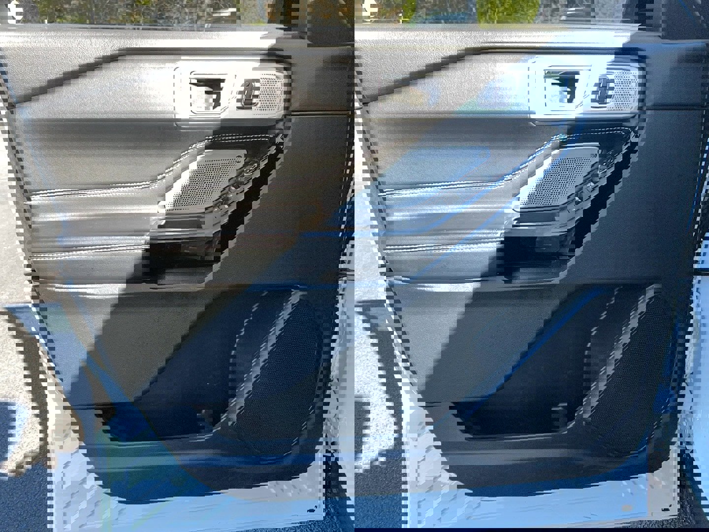 Used 2021 Ford Explorer ST w/ Equipment Group 401A AWD/4WD image 12