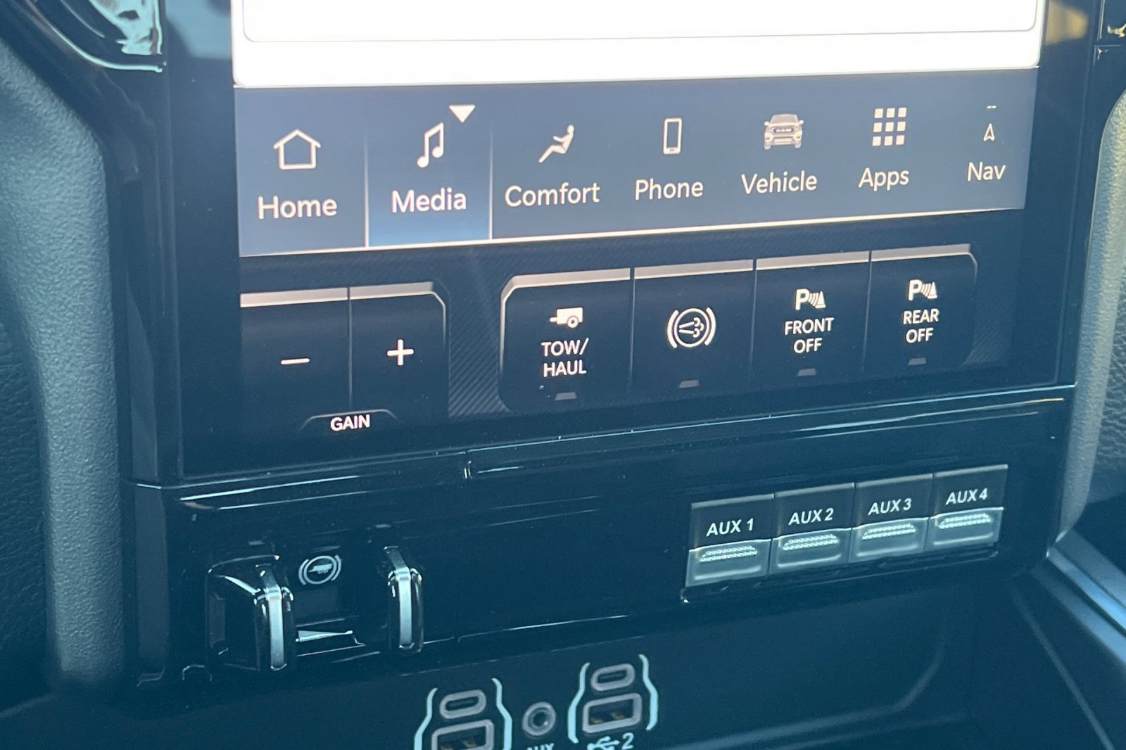 New 2026 RAM 2500 Laramie image 18