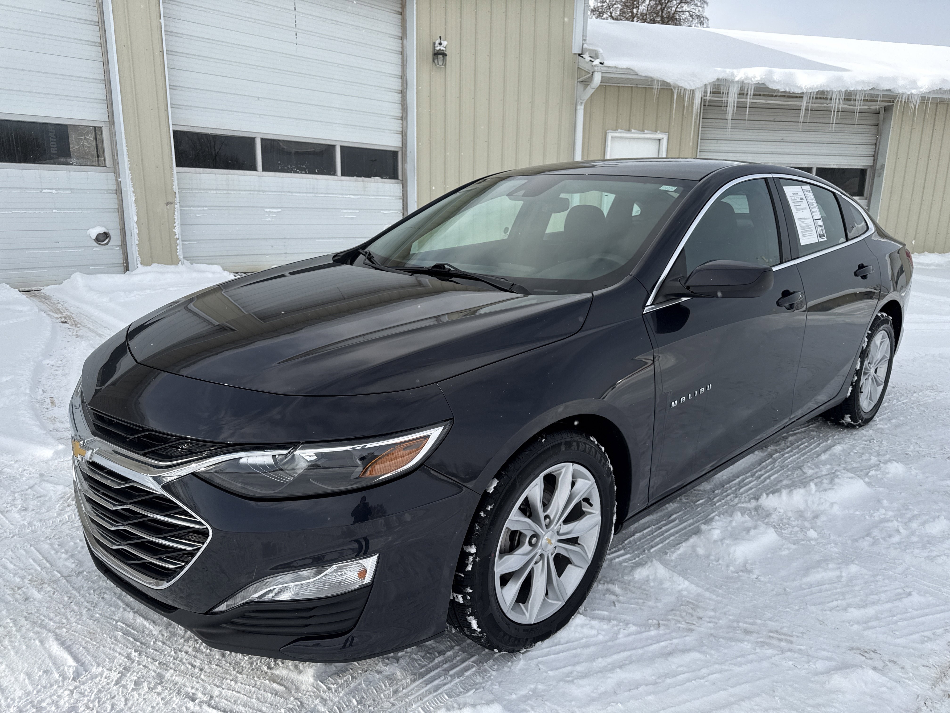 Used 2023 Chevrolet Malibu LT image 11