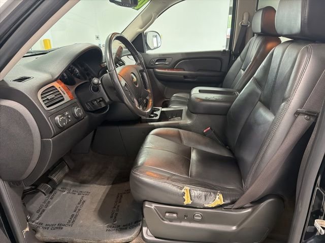 Used 2009 Chevrolet Tahoe LT w/ Luxury Package AWD/4WD image 9