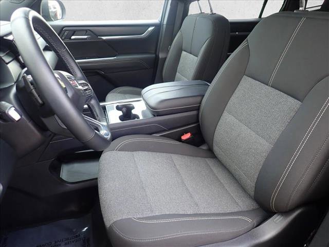 Used 2025 GMC Acadia Elevation image 10