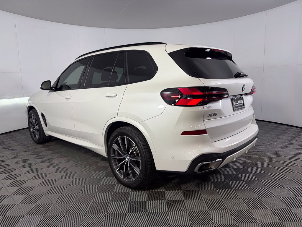 Used 2026 BMW X5 xDrive40i AWD/4WD image 8