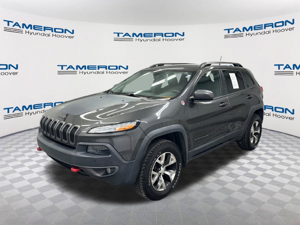 Used 2017 Jeep Cherokee Trailhawk AWD/4WD image 1