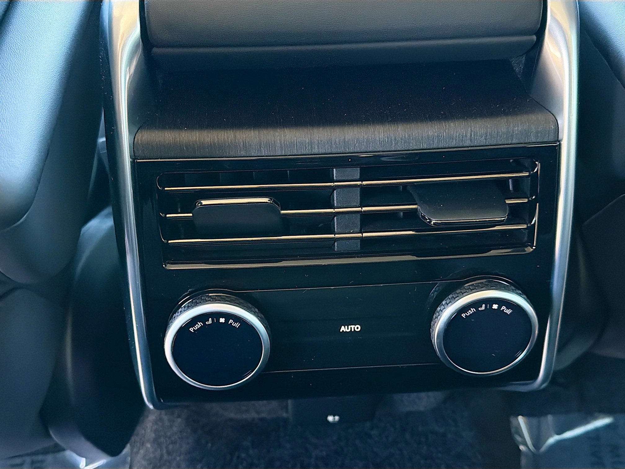 Used 2024 Land Rover Range Rover Autobiography AWD/4WD image 20