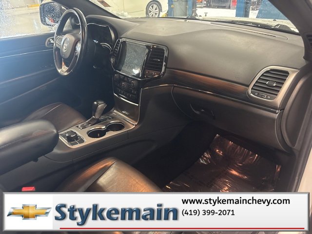 Used 2021 Jeep Grand Cherokee Limited image 40