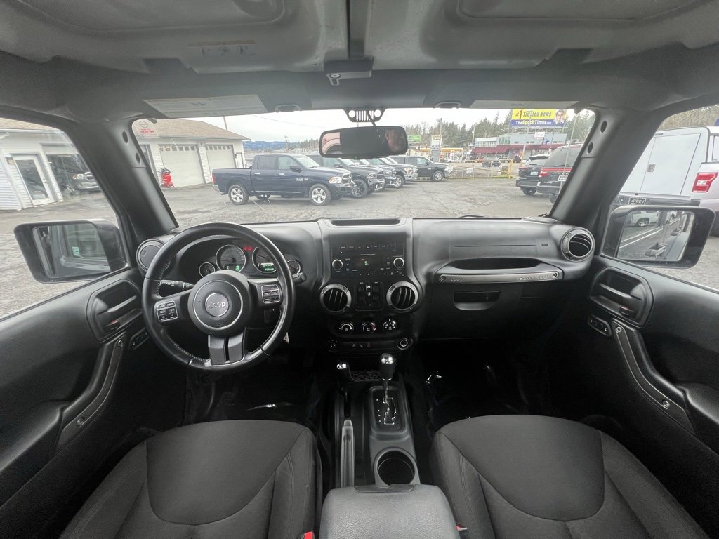 Used 2016 Jeep Wrangler Unlimited Sport w/ Power Convenience Group image 12