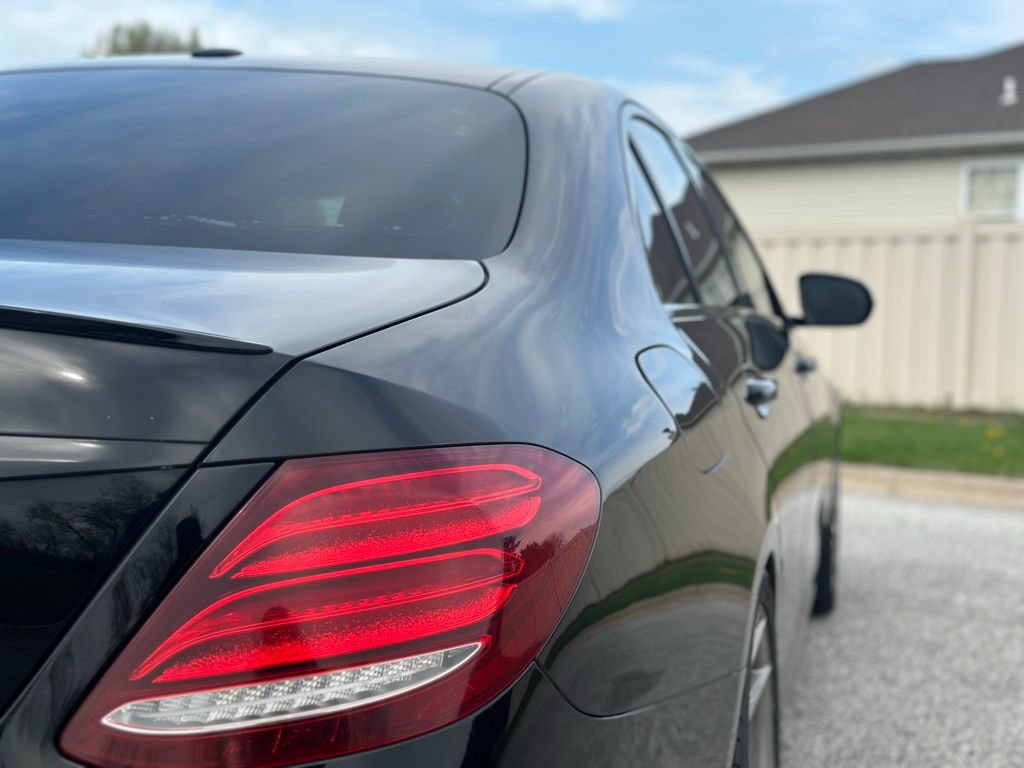 Used 2017 Mercedes-Benz E 300 4MATIC image 12