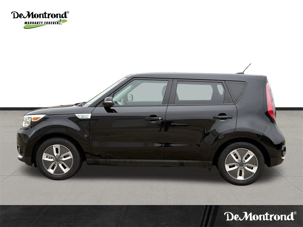 Used 2017 Kia Soul EV + w/ Sun & Fun Package image 8
