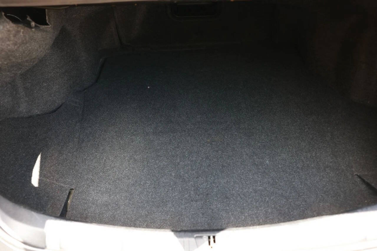 Used 2015 Toyota Avalon XLE FWD image 34