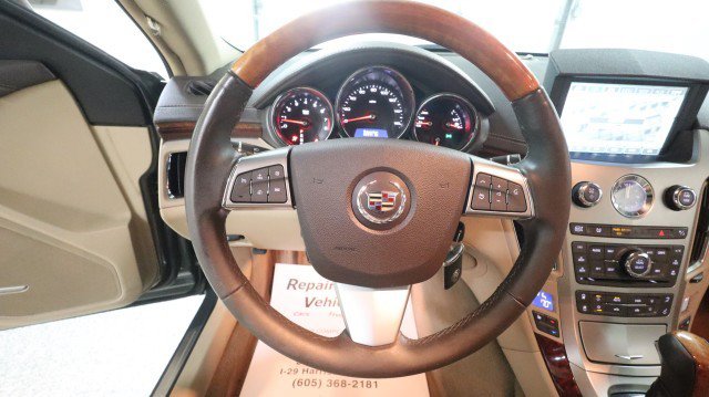 Used 2011 Cadillac CTS Luxury RWD image 19