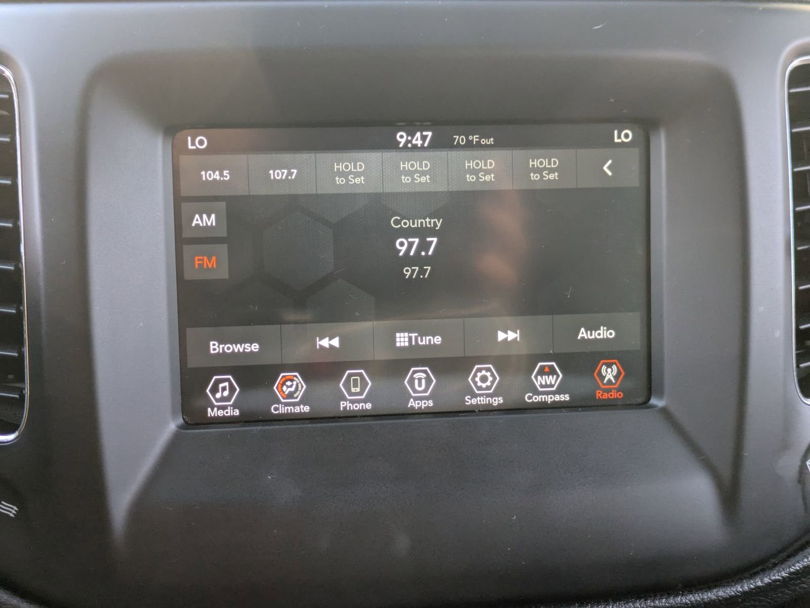 Used 2020 Jeep Compass Sport image 23